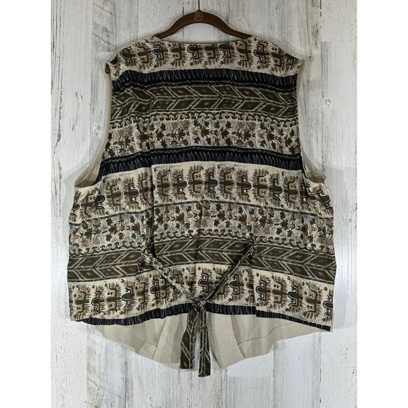 Justin B Jones Womens Vest Size 3X Beige Black Multi Southwest Tribal Aztec READ - Picture 2 of 7